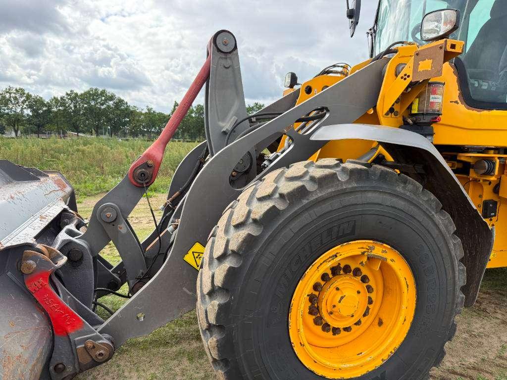 Volvo L90H - 3rd Function / Quick Coupler Foto 15