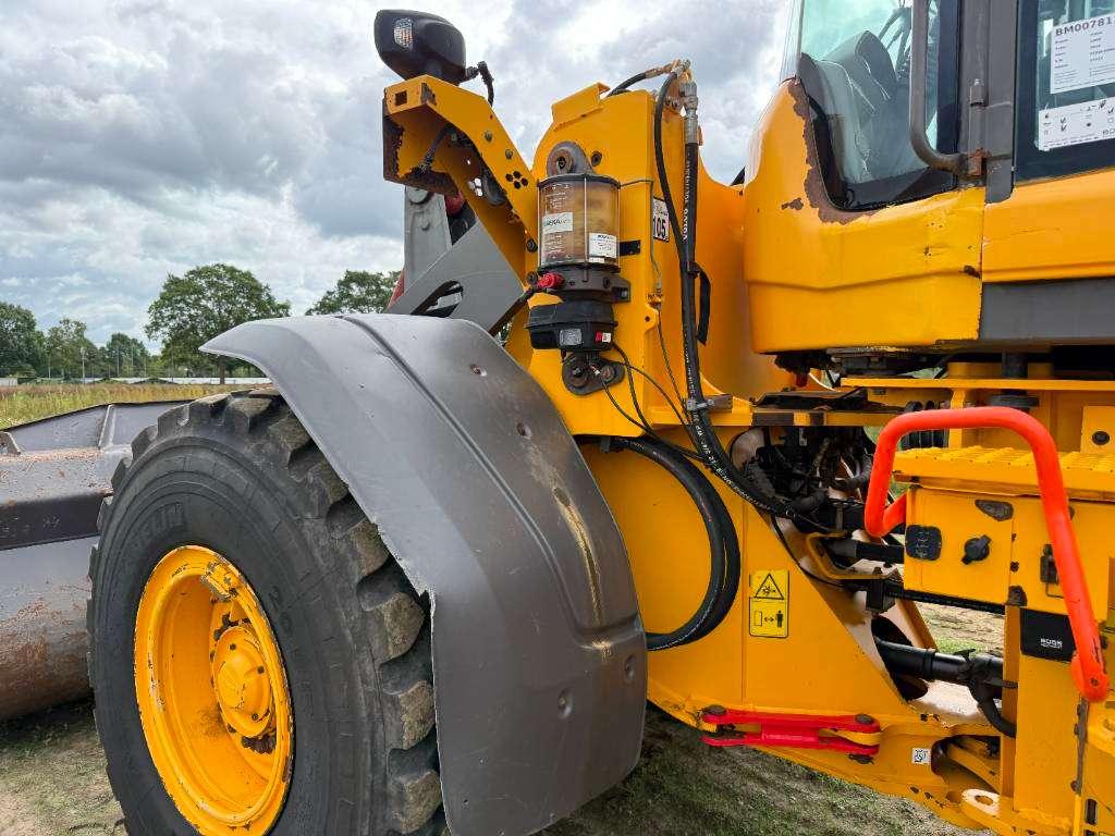 Volvo L90H - 3rd Function / Quick Coupler Foto 19