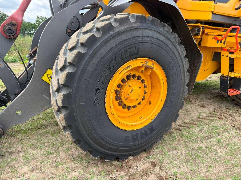 Volvo L90H - 3rd Function / Quick Coupler Foto 26