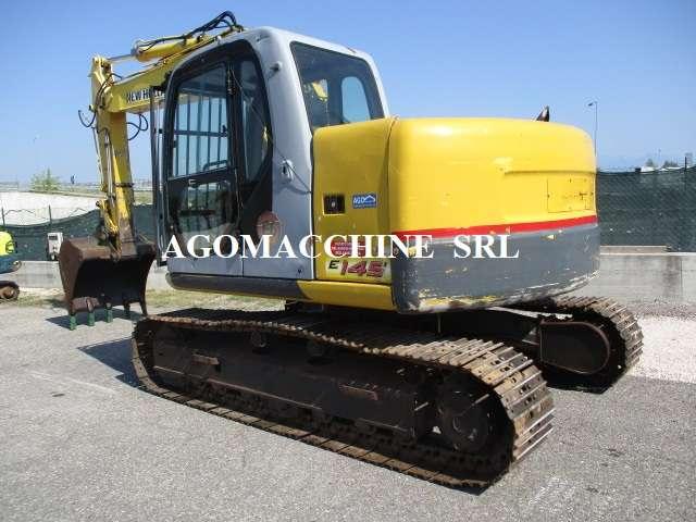 New Holland E145 Foto 5