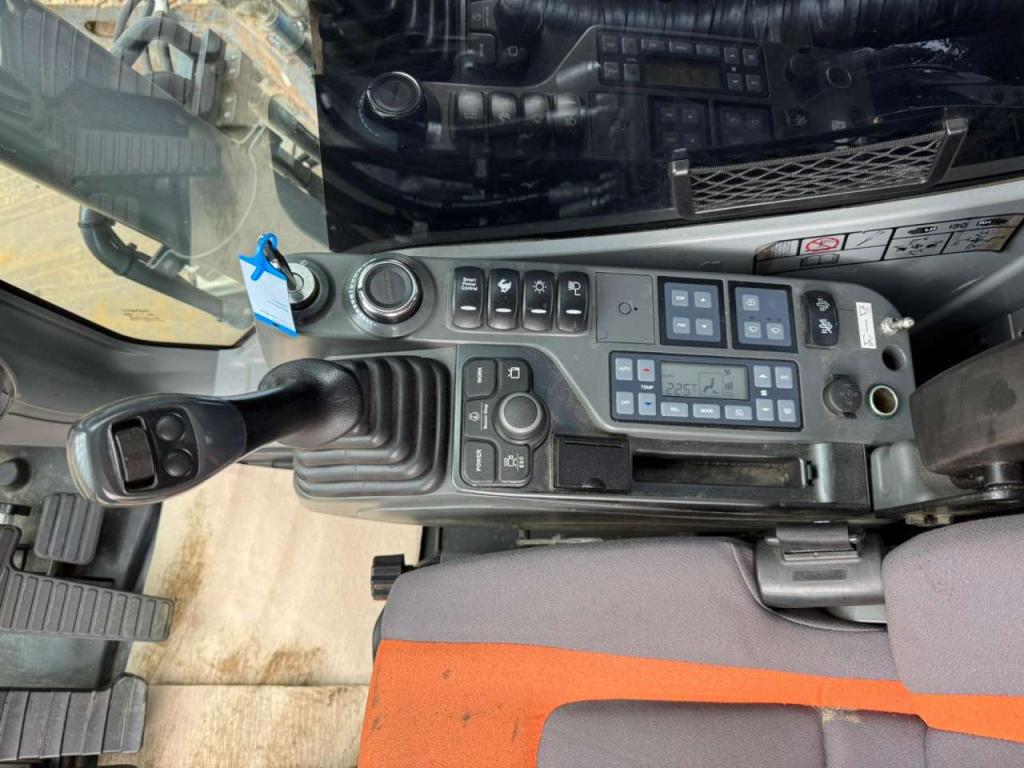 Doosan DX225LC-5 Foto 24