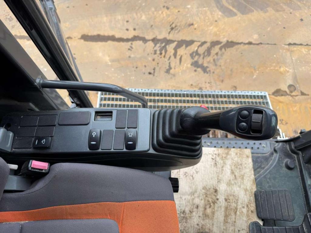 Doosan DX225LC-5 Foto 26