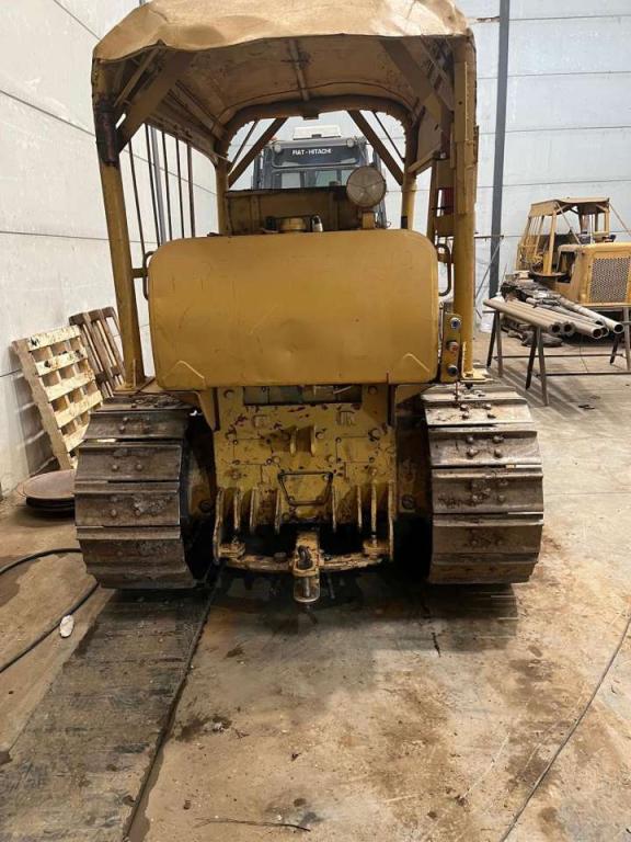 Caterpillar D4 Foto 4