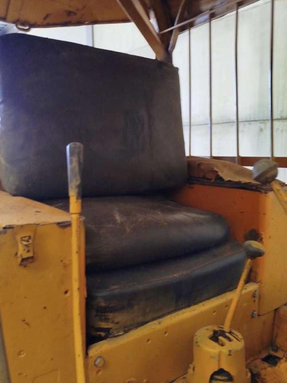 Caterpillar D4 Foto 5