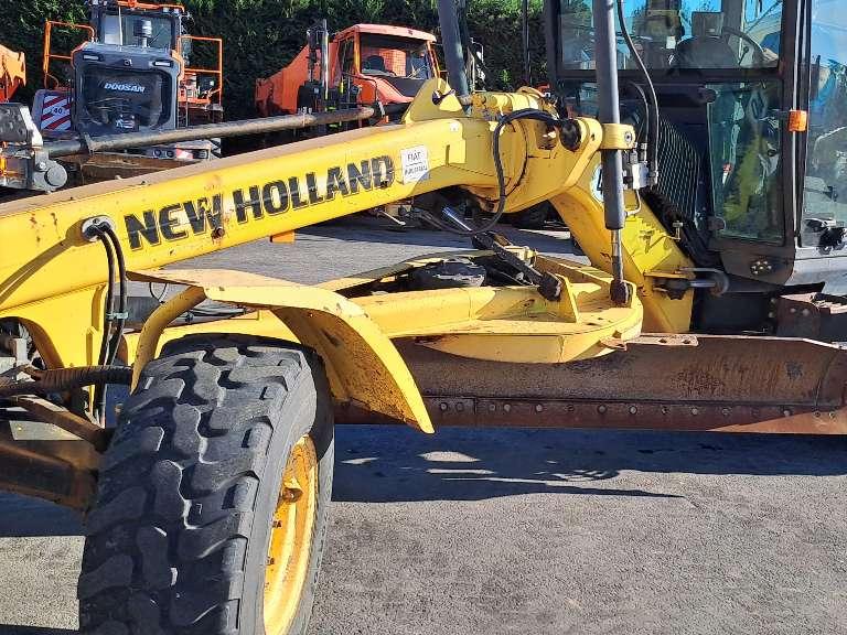 New Holland F106.7A Foto 9