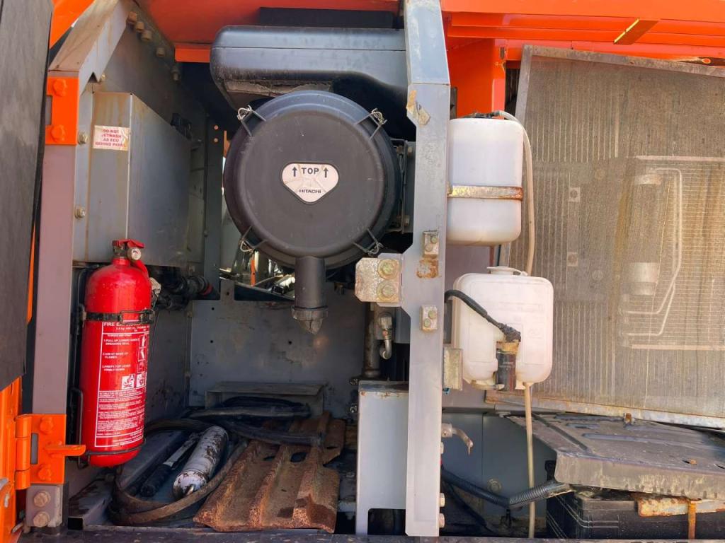 Hitachi ZX210LC-5B Foto 26