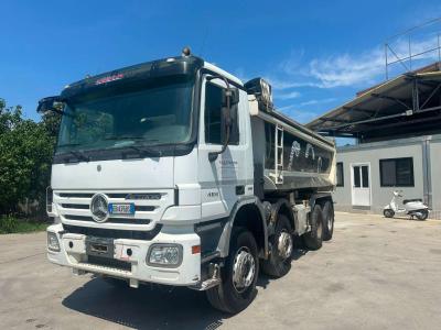 Mercedes-Benz Actros 4151 in vendita da Albacamion Srl