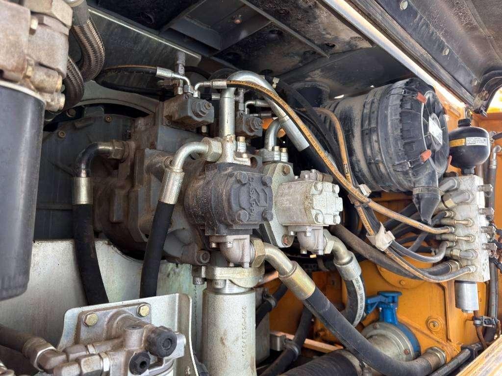 Liebherr R922 SLC Foto 20