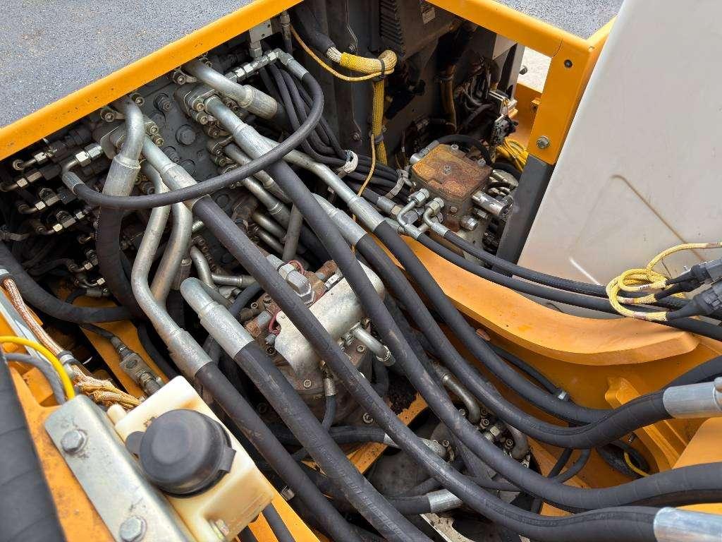Liebherr R922 SLC Foto 29