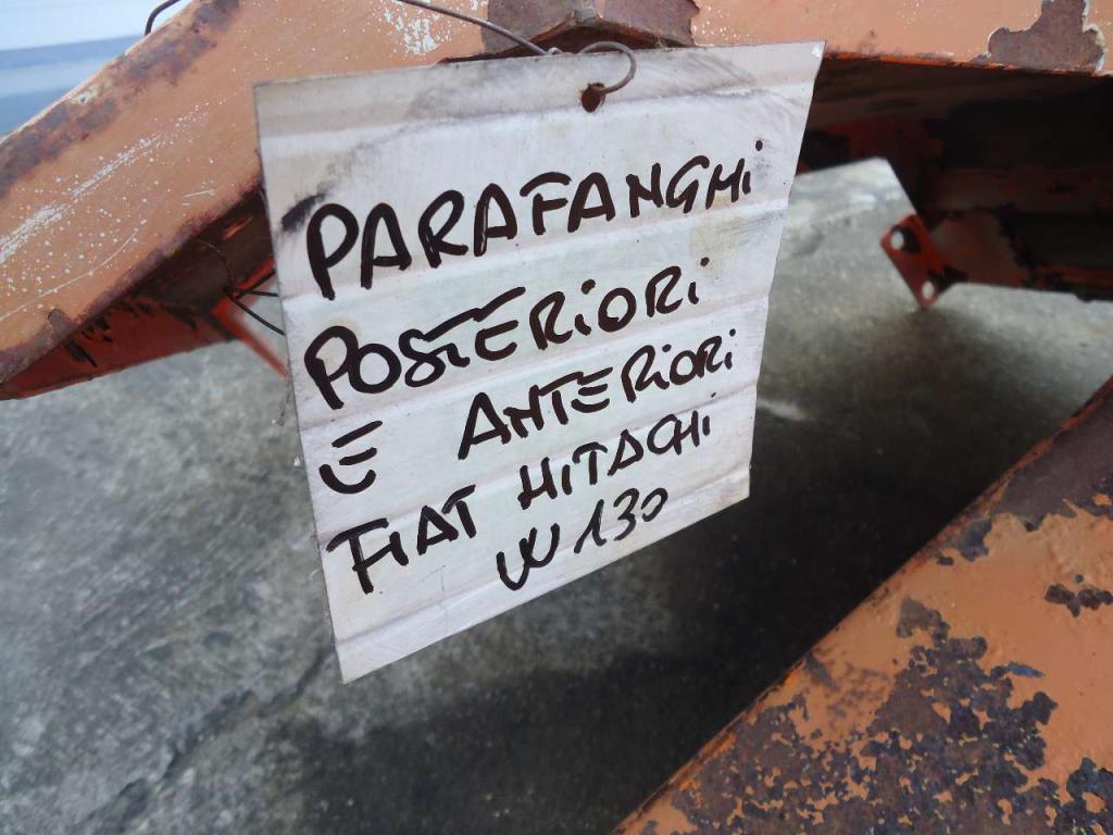 Parafango per Fiat Hitachi W130 Foto 4