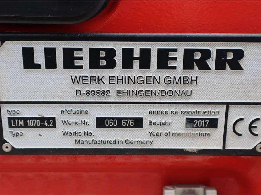 Liebherr LTM1070-4.2 Dutch Vehicle Registration Foto 7