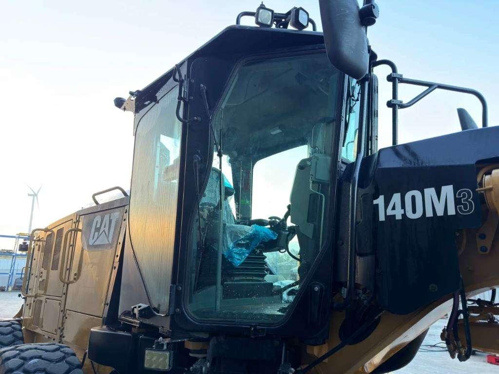 Caterpillar 140M3 Foto 23