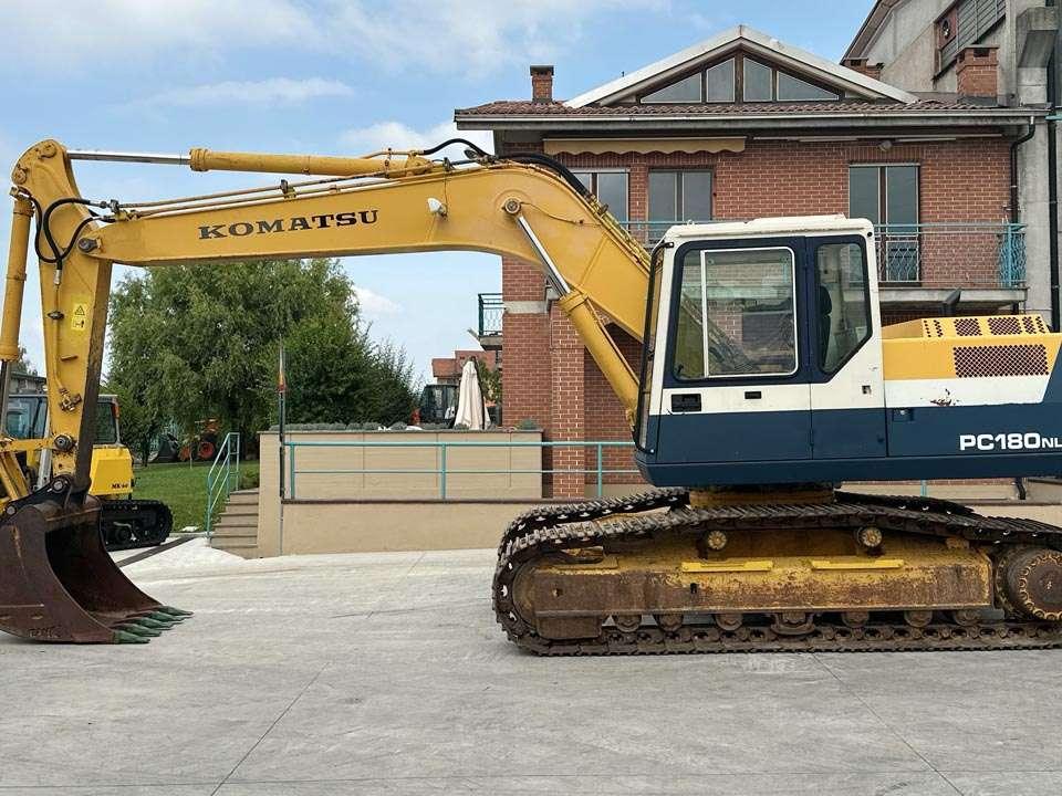 Komatsu PC180NLC-5K Foto 2