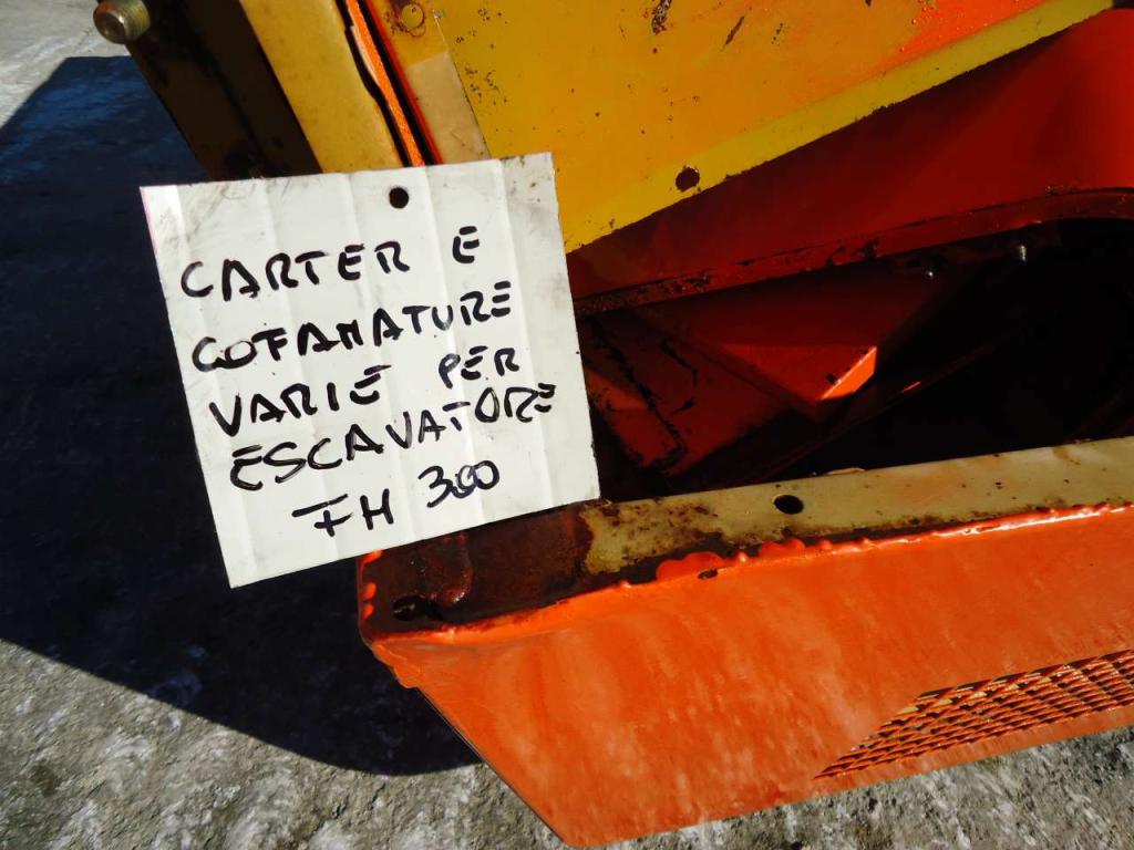 Cofanatura e carter carrozzeria per Fiat Hitachi FH300 Foto 4