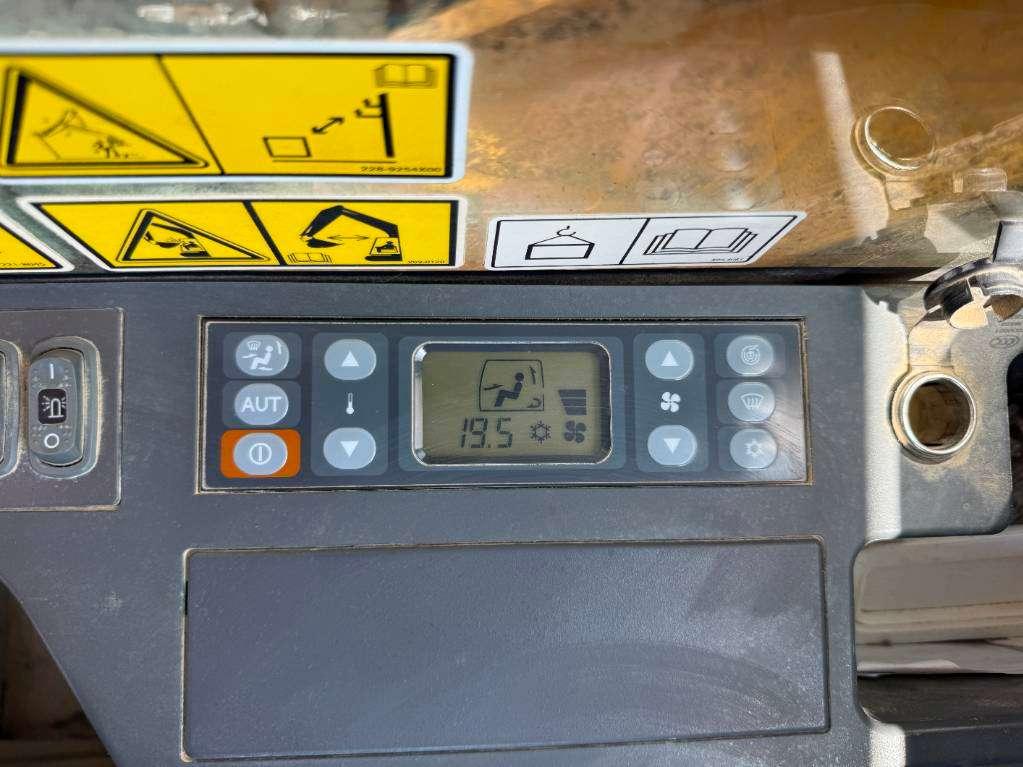 Caterpillar 390F - German Machine / Camera / Quick Coupler Foto 15