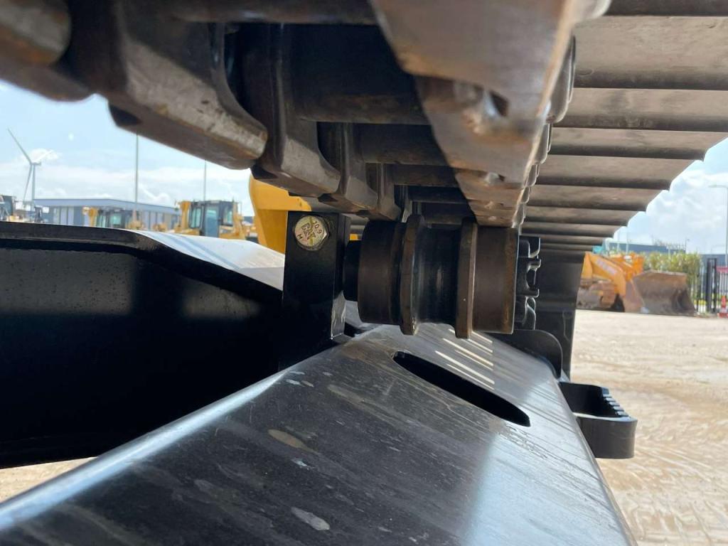 Caterpillar 323D3 Foto 18