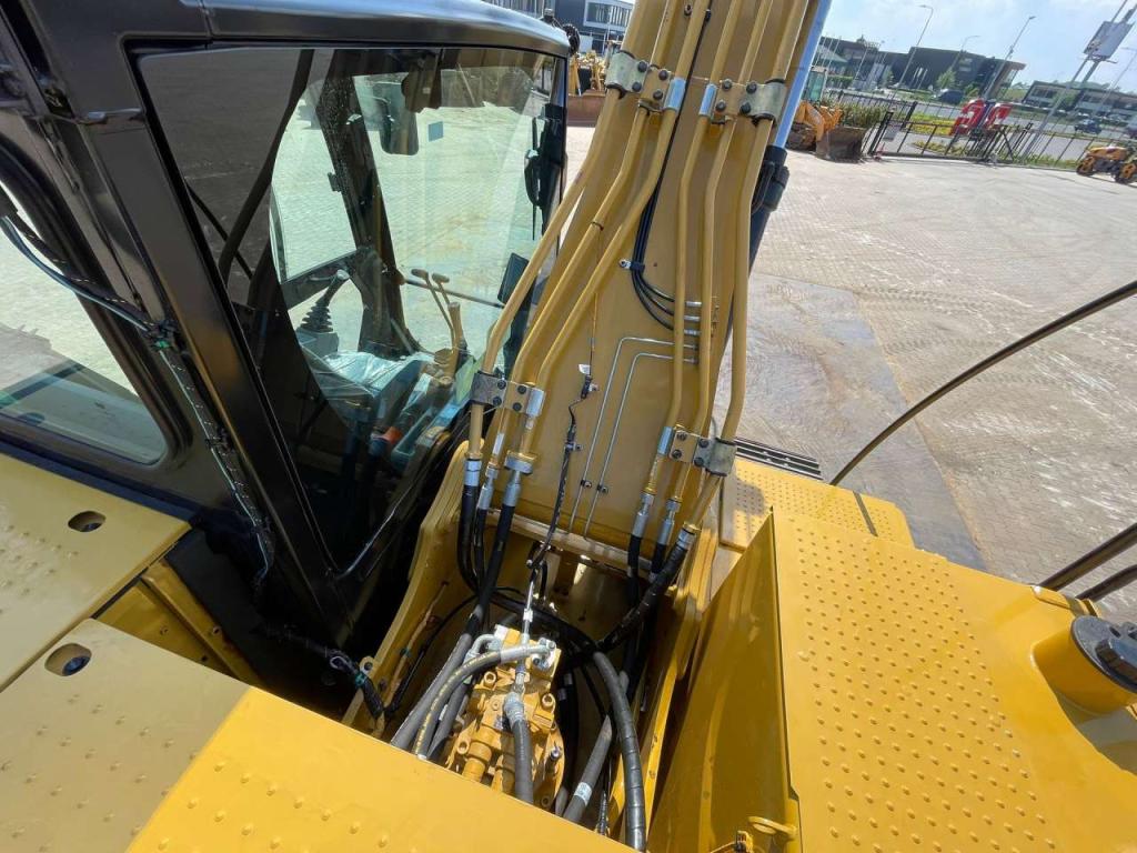 Caterpillar 323D3 Foto 30