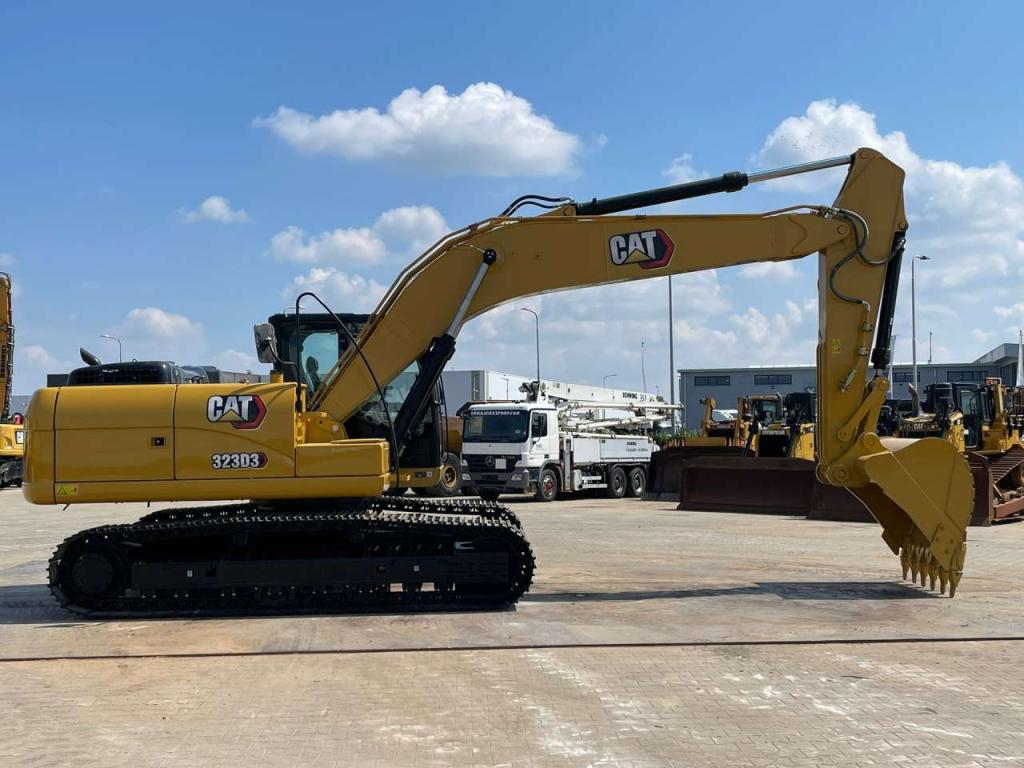 Caterpillar 323D3 Foto 6