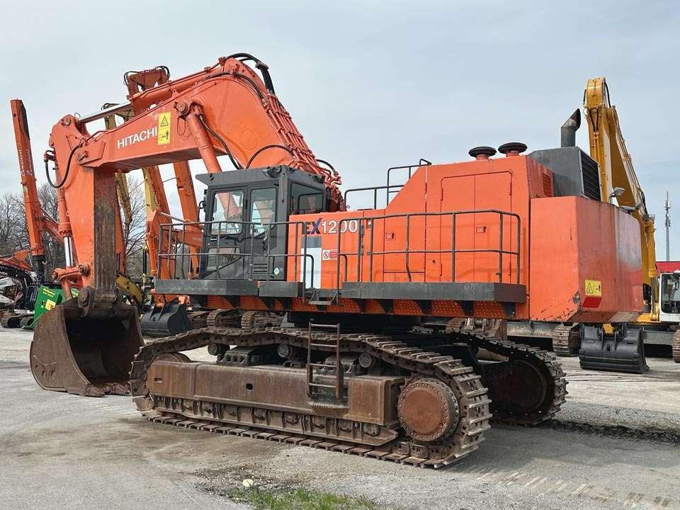Hitachi EX1200-6 Foto 3