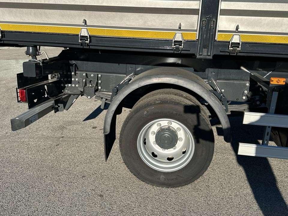 Renault D210 4x2 Foto 11