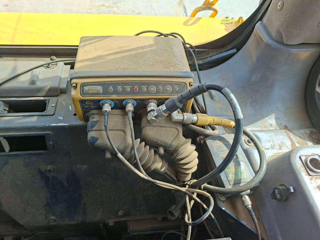 Komatsu D65PX-18 (with Topcon 3D GPS) Foto 21