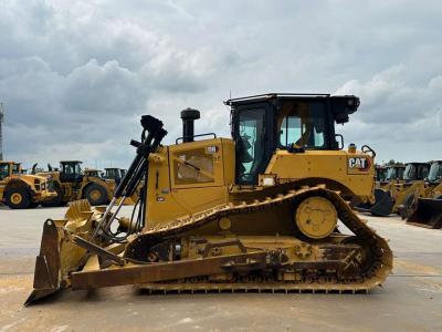 Caterpillar D6 LGP