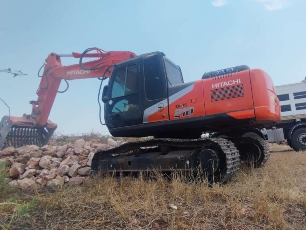 Hitachi ZX210 Foto 2