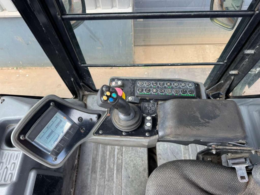 Caterpillar CD54B Foto 17