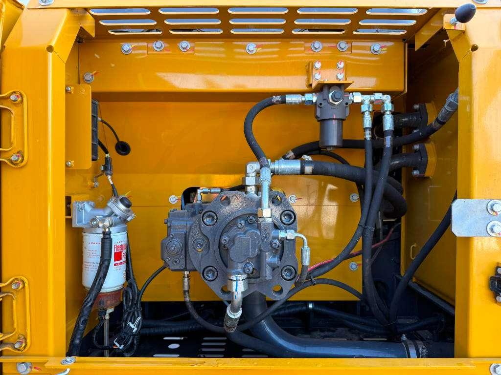 XCMG XE 215i KLC Foto 24