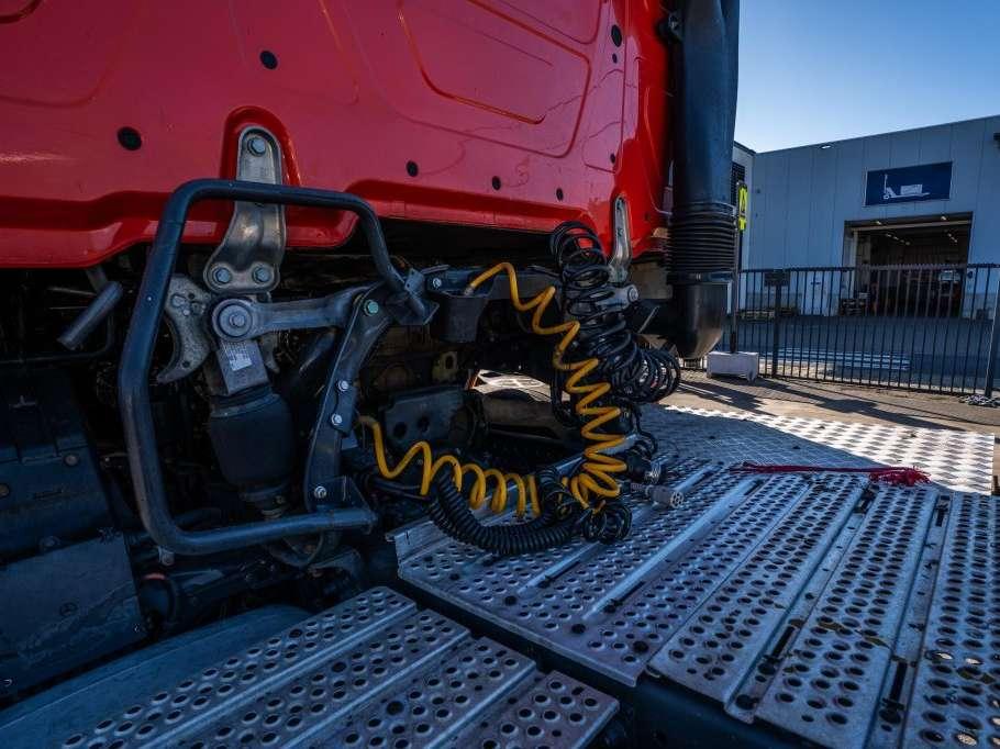Mercedes-Benz ACTROS 1843 LS+KIPHYDR. Foto 8