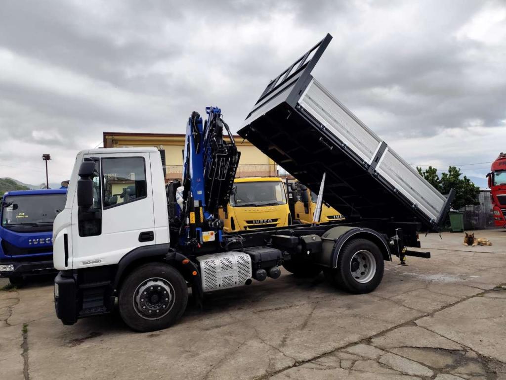 Iveco EUROCARGO CUBE 190-250 Foto 26