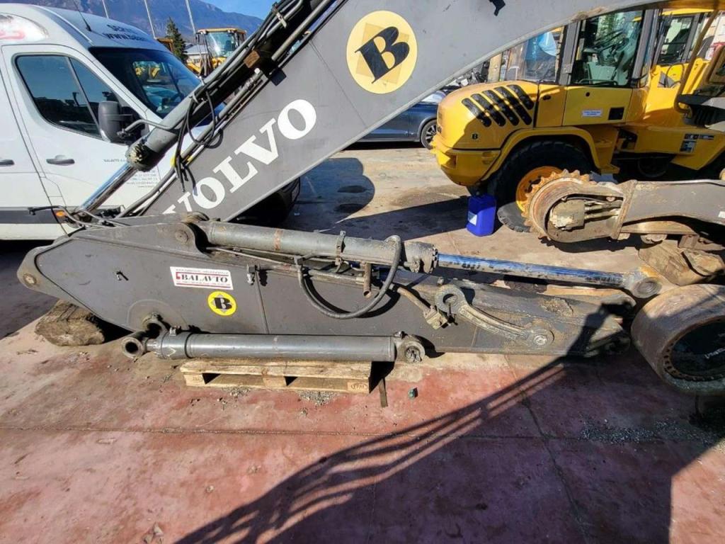 Volvo digging arm 14606868 for Volvo EC210B, EC210C, EC235C... Foto 2