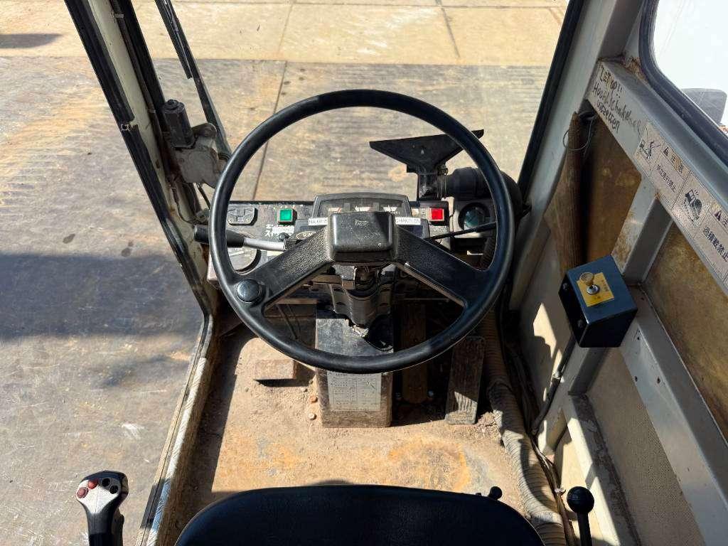 Mitsubishi LD700 - Dutch Machine / Pressurised Cabin Foto 10