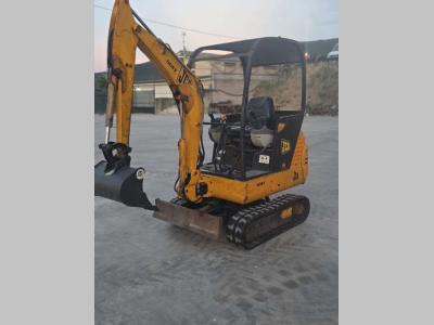 JCB 8017 in vendita da Marinaccio Antonio
