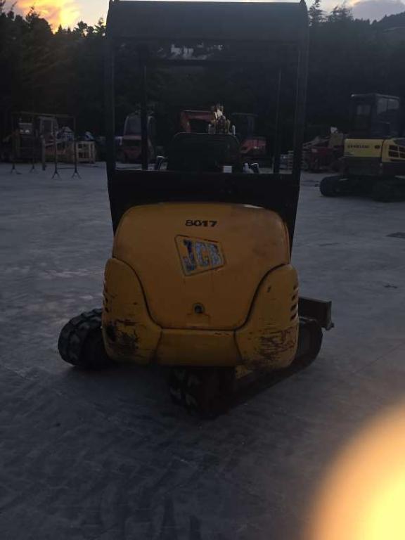 JCB 8017 Foto 3