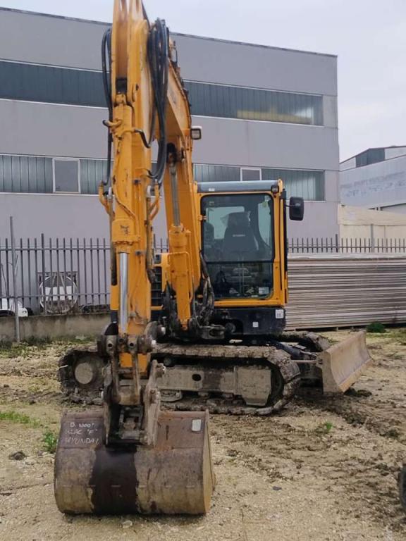 Hyundai 80CR-9A Foto 1
