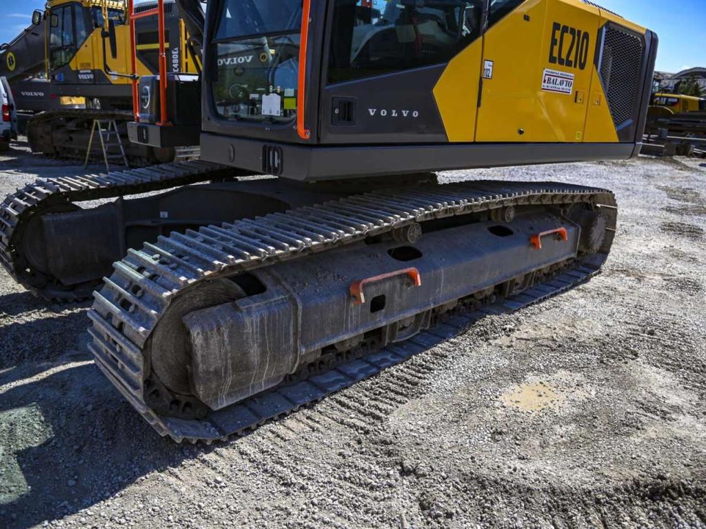 Volvo EC210FNL5 Foto 17