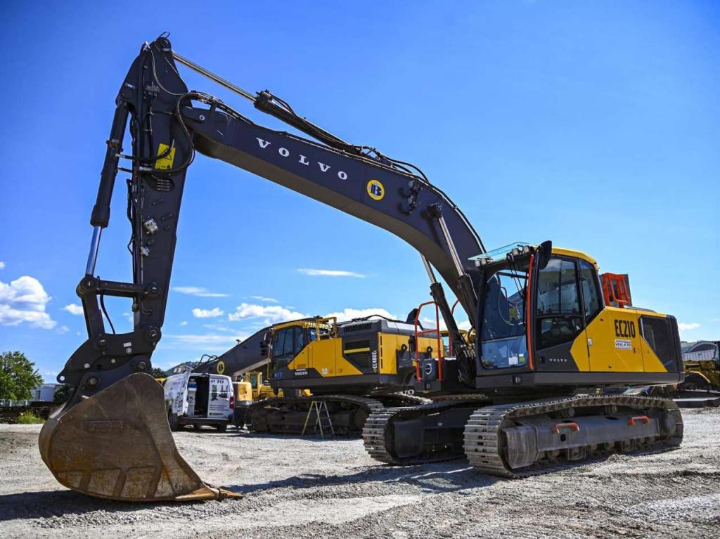 Volvo EC210FNL5 Foto 2