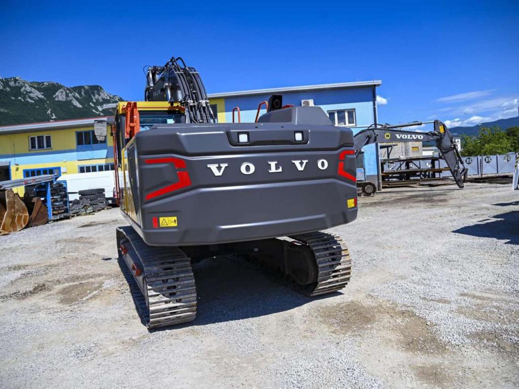Volvo EC210FNL5 Foto 4