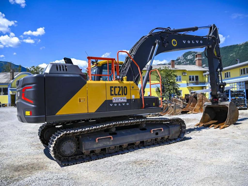 Volvo EC210FNL5 Foto 7