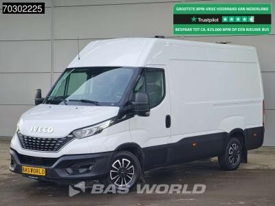 Iveco Daily 35S16 Automaat L2H2 3,5t Trekhaak LED ACC Navi Airco Camera Standkachel Euro6 L2 Airco Trekha in vendita da BAS World B.V.