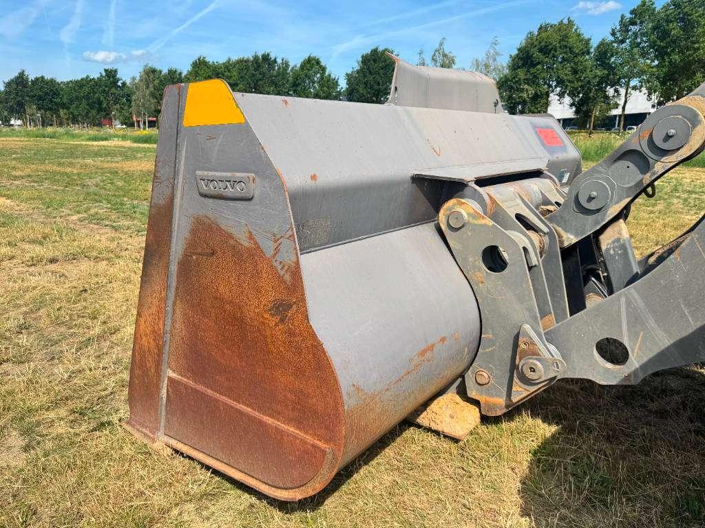 Volvo L220H - Automatic Greasing / Quick Coupler Foto 17