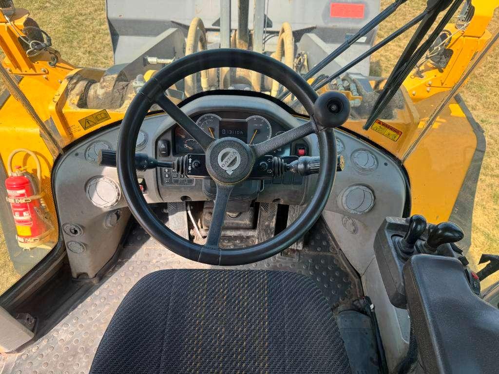 Volvo L220H - Automatic Greasing / Quick Coupler Foto 9