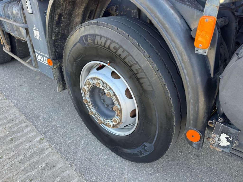 Renault Kerax 410 8x4 Full steel - Manual - Euro 4 - Big axles Foto 30