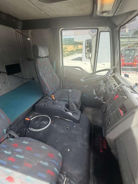 Iveco EUROCARGO ML80E21 Foto 12