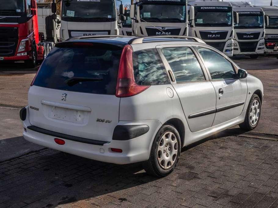 Peugeot 206 SW Foto 3