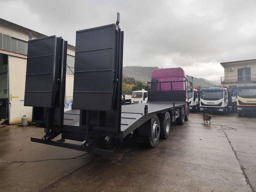 Iveco STRALIS 320S46 Foto 14