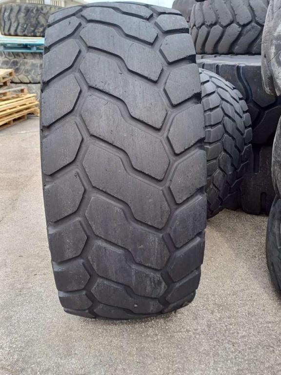 Bridgestone 26.5 R 25 Foto 1