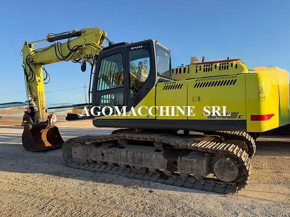 New Holland E245C Foto 4