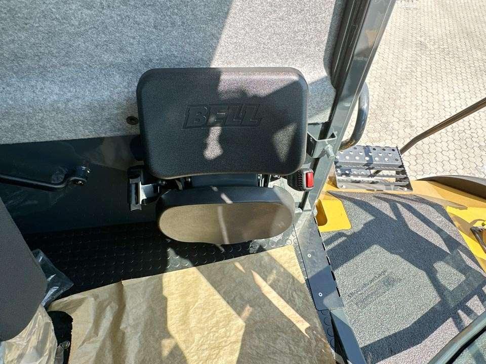 Bell B50E 6x6 Foto 16